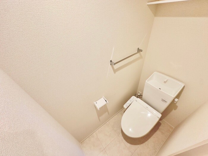 物件内観写真13　(トイレ)
