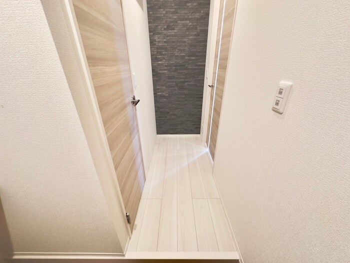 物件内観写真15　(廊下)