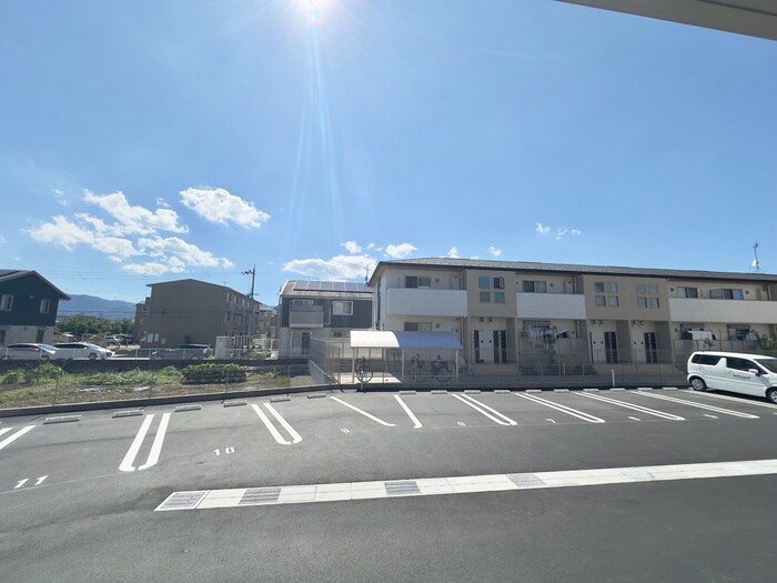 物件内観写真19　(室内からの展望)