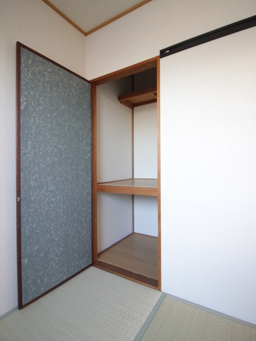 物件内観写真21　(収納)