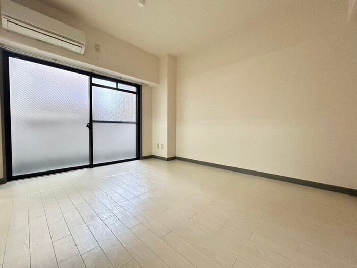 物件内観写真16　(居室)