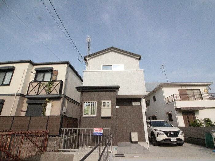 物件外観写真2　(外観写真)