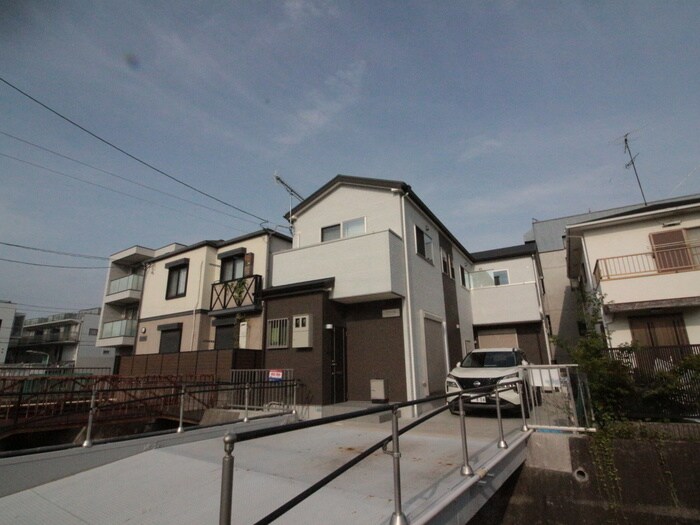 物件外観写真3　(外観写真)