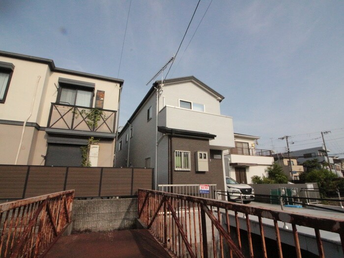 物件外観写真4　(外観写真)