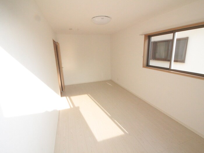 物件内観写真19　(居室)