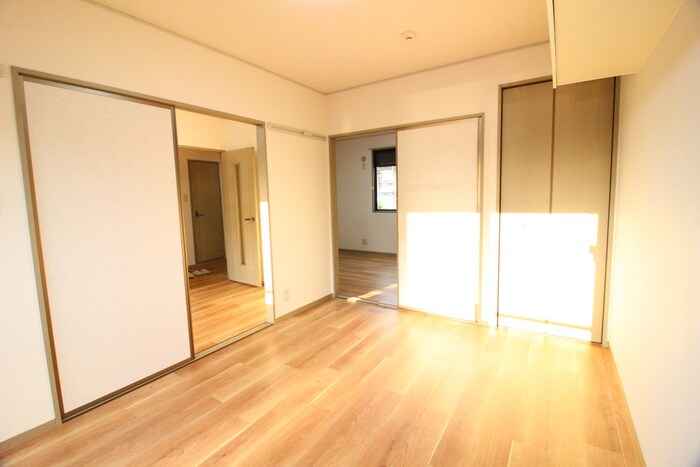 物件内観写真8　(居室)