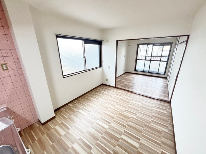 物件内観写真7　(居室)