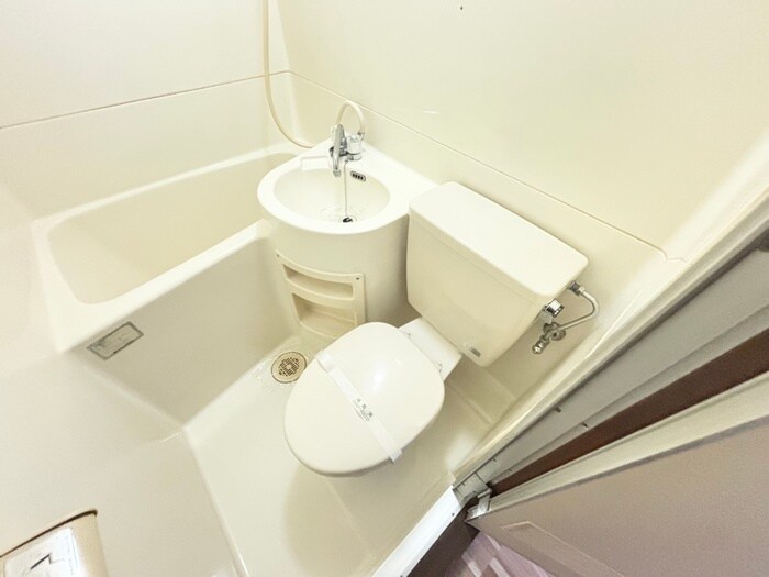 物件内観写真12　(トイレ)