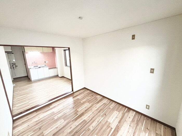 物件内観写真17　(居室)