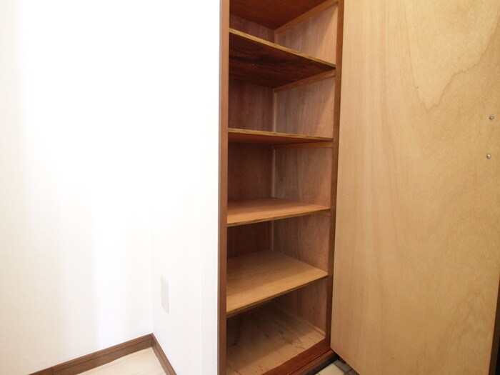 物件内観写真20　(収納)