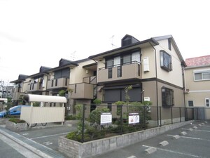 ア－クＢ棟外観写真