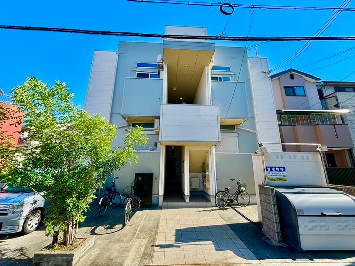 物件外観写真1　(外観写真)