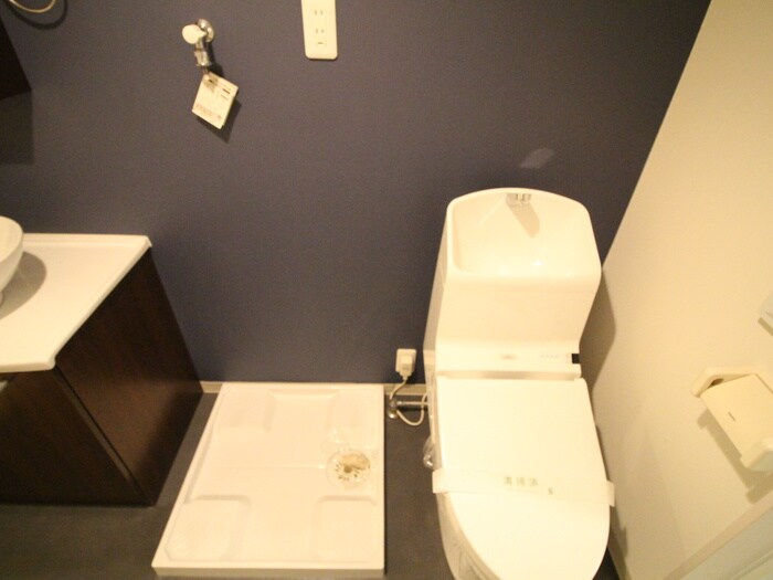 物件内観写真11　(洗濯機置場)