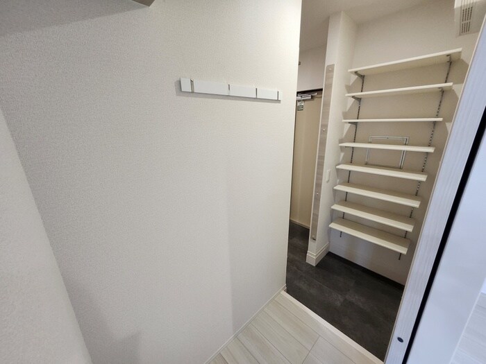 物件内観写真17　(靴箱)