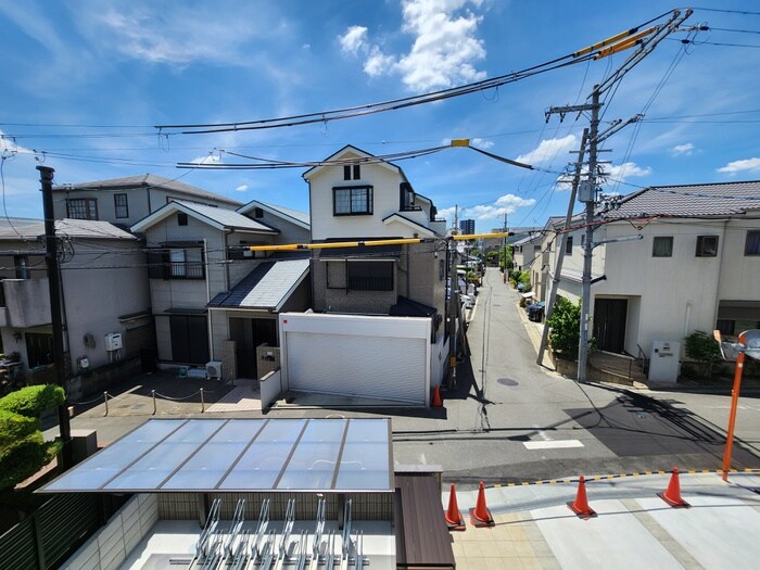 物件内観写真20　(室内からの展望)