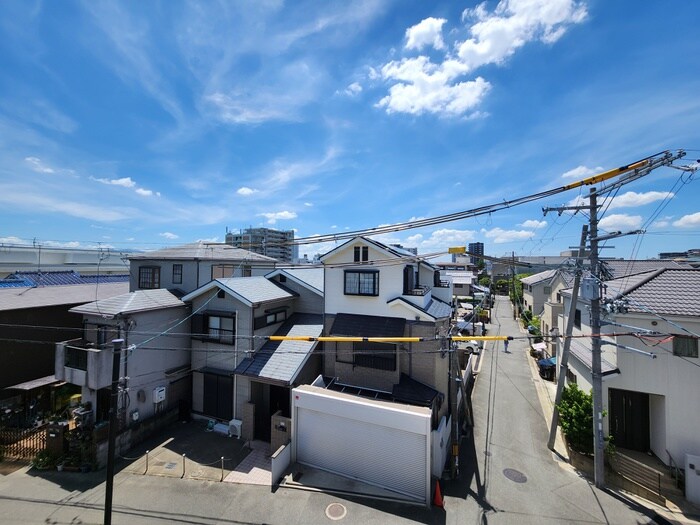 物件内観写真20　(室内からの展望)