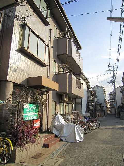 物件外観写真3　(外観写真)