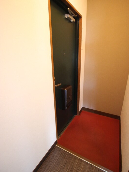 物件内観写真14　(玄関)