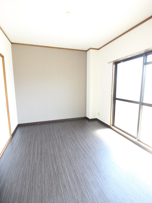 物件内観写真21　(居室)