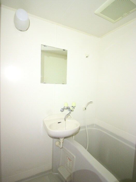 物件内観写真9　(バス／シャワールーム等)