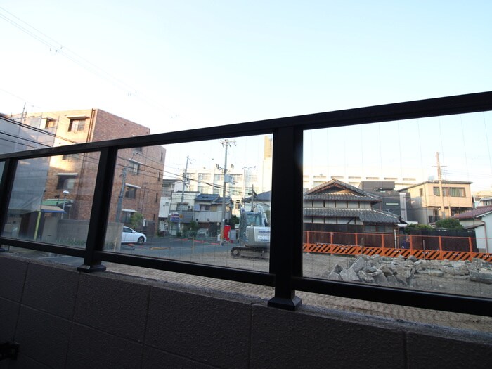 物件内観写真13　(室内からの展望)