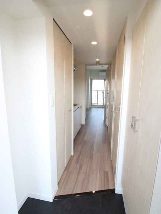 物件内観写真14　(廊下)