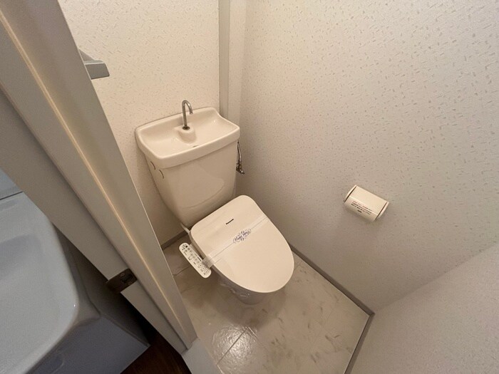 物件内観写真13　(トイレ)