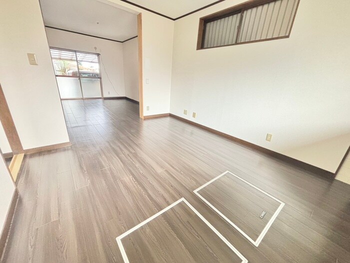 物件内観写真8　(居室)