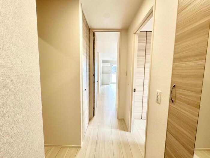 物件内観写真21　(廊下)