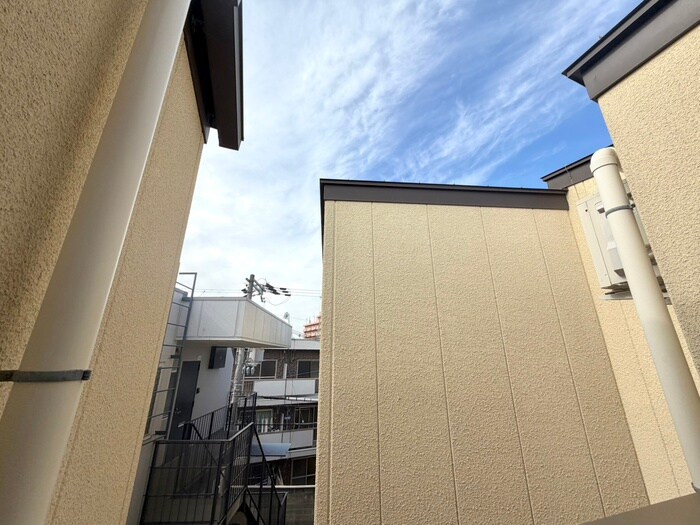 物件内観写真13　(室内からの展望)