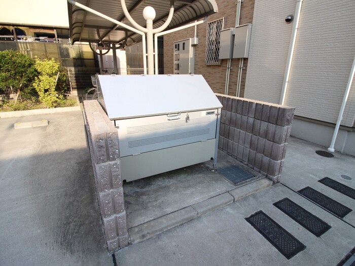 物件外観写真4　(建物設備)