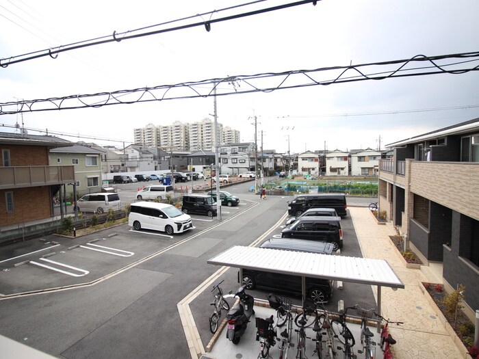 物件内観写真14　(室内からの展望)