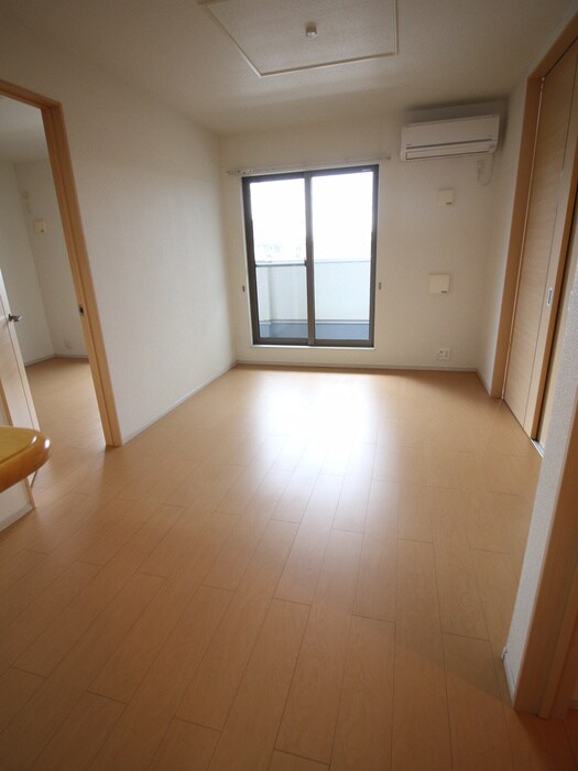 物件内観写真19　(居室)