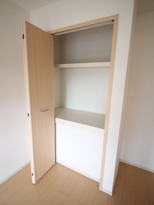 物件内観写真21　(居室)