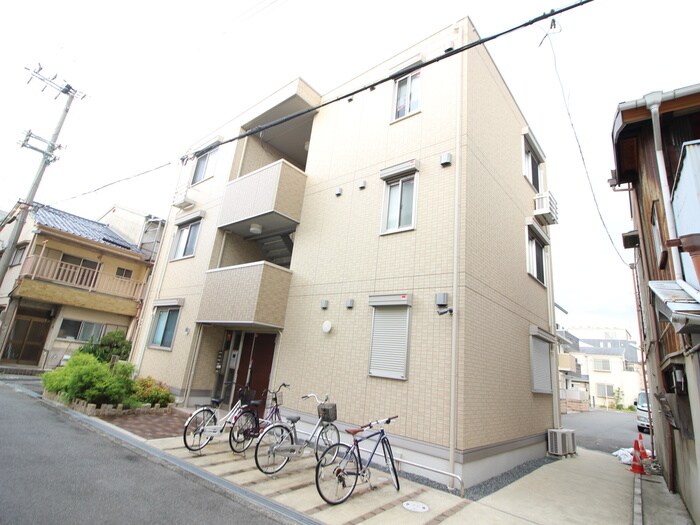 物件外観写真1　(外観写真)