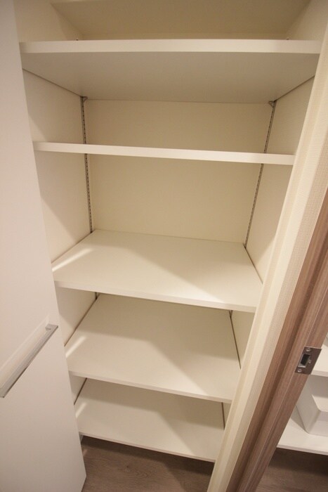 物件内観写真17　(収納)