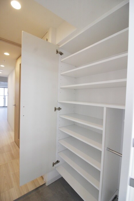 物件内観写真19　(靴箱)