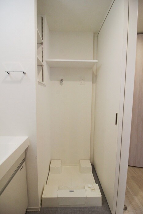 物件内観写真20　(洗濯機置場)