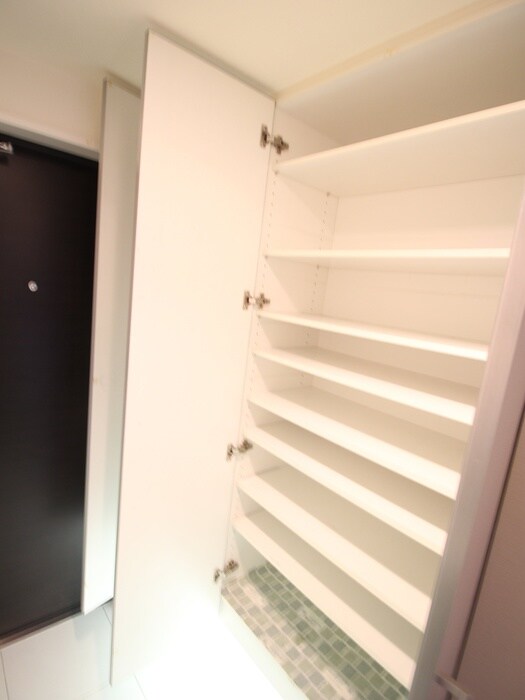 物件内観写真14　(収納)