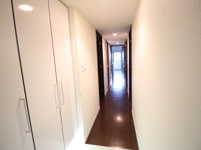 物件内観写真15　(廊下)
