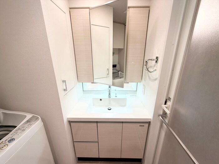 物件内観写真9　(洗面)