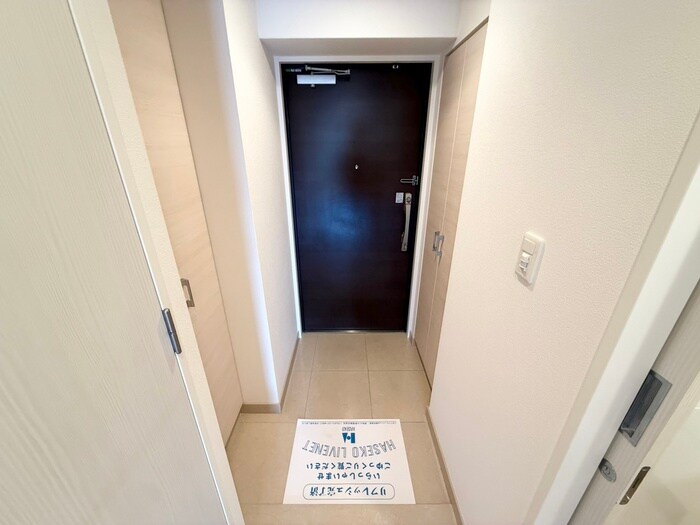 物件内観写真19　(玄関)