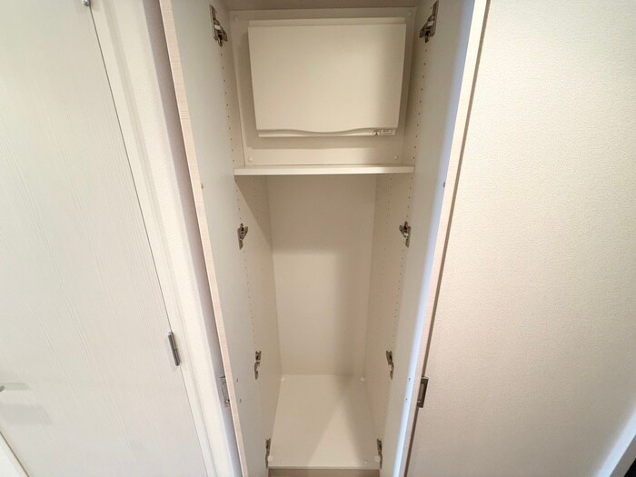 物件内観写真21　(収納)