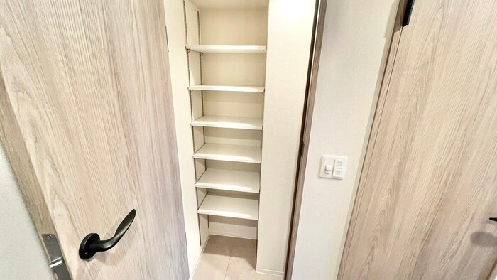 物件内観写真15　(靴箱)