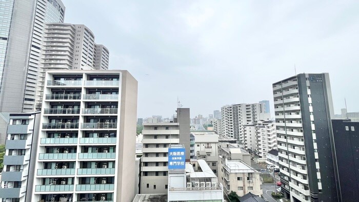 物件内観写真22　(室内からの展望)