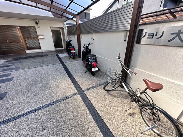 駐輪場