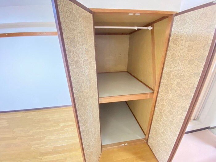 物件内観写真16　(収納)