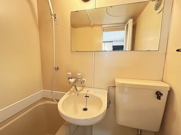 物件内観写真16　(洗面)