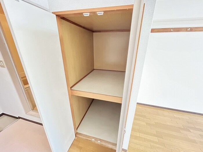 物件内観写真17　(収納)