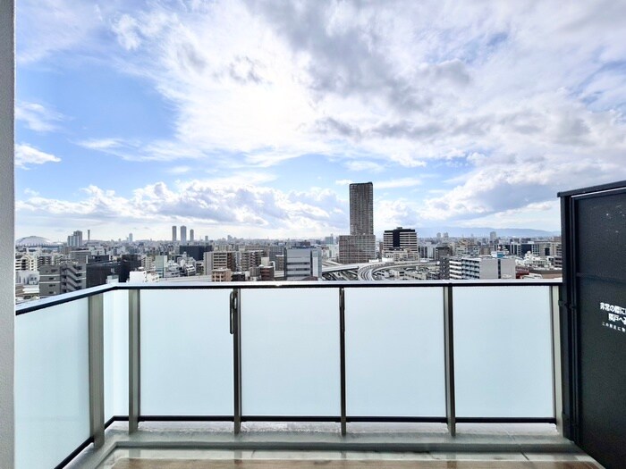 物件内観写真16　(室内からの展望)